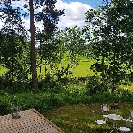 Vila Hirsihuvila, Sauna Ja Kylpyamme, Levollista Olemista Loppi