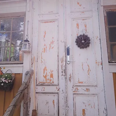 Hirsihuvila, Sauna Ja Kylpyamme, Levollista Olemista