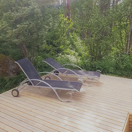 Hirsihuvila, Sauna Ja Kylpyamme, Levollista Olemista Villa *