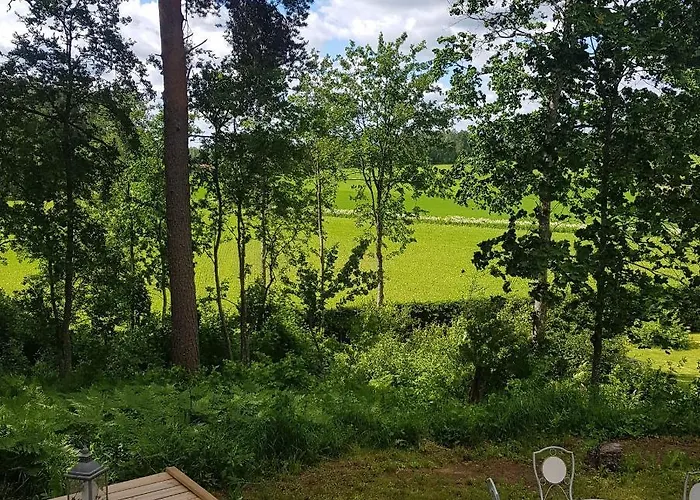 Villa Hirsihuvila, Sauna Ja Kylpyamme, Levollista Olemista Loppi