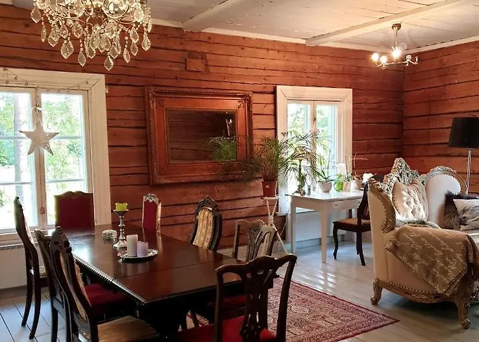 Villa Hirsihuvila, Sauna Ja Kylpyamme, Levollista Olemista *